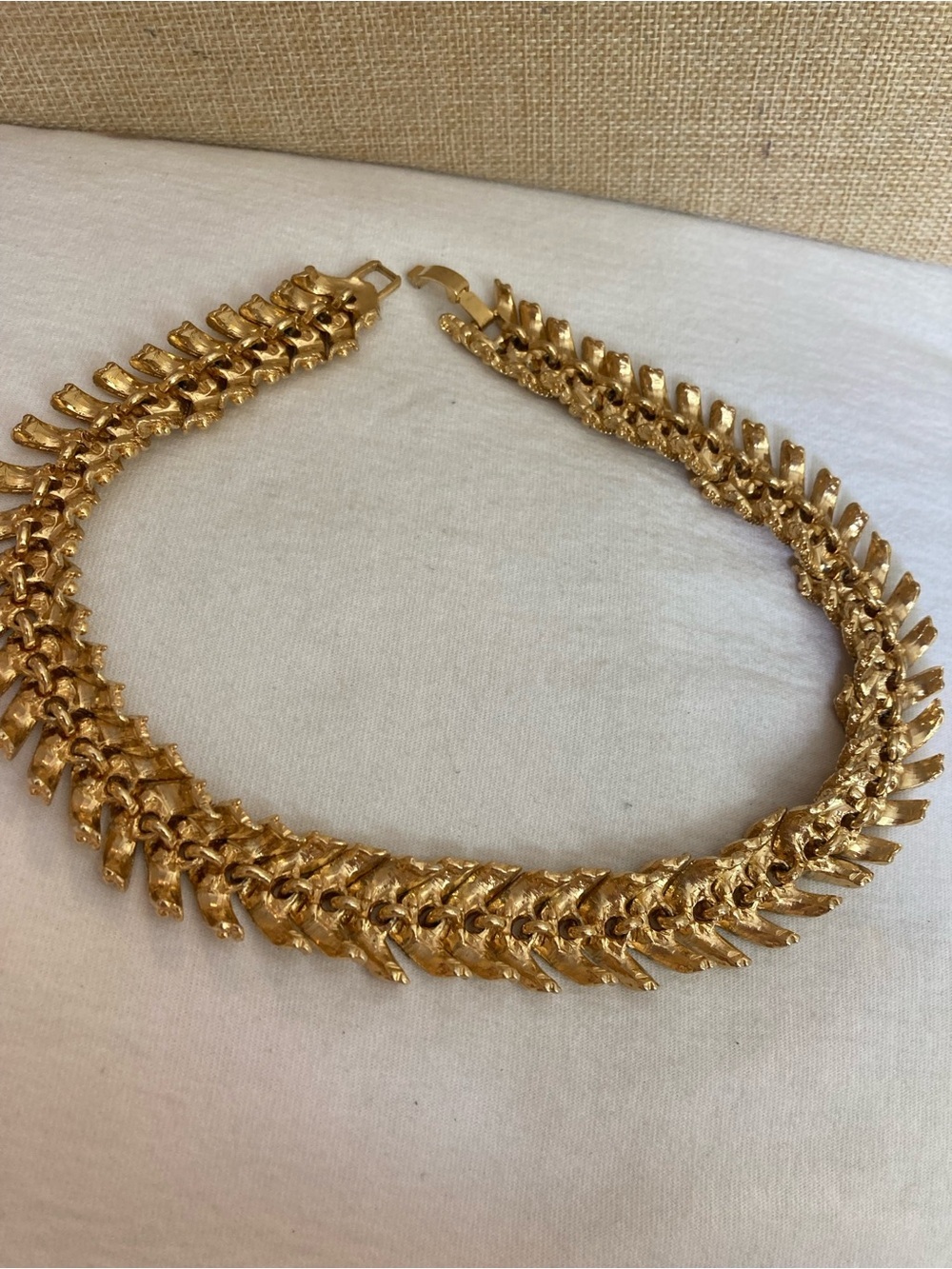 Statement Runway Vintage Necklace with Brilliant Crystals - Picture 8 of 9